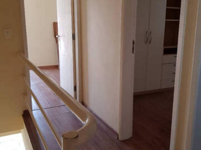 Casa para Locação em Cotia - 4