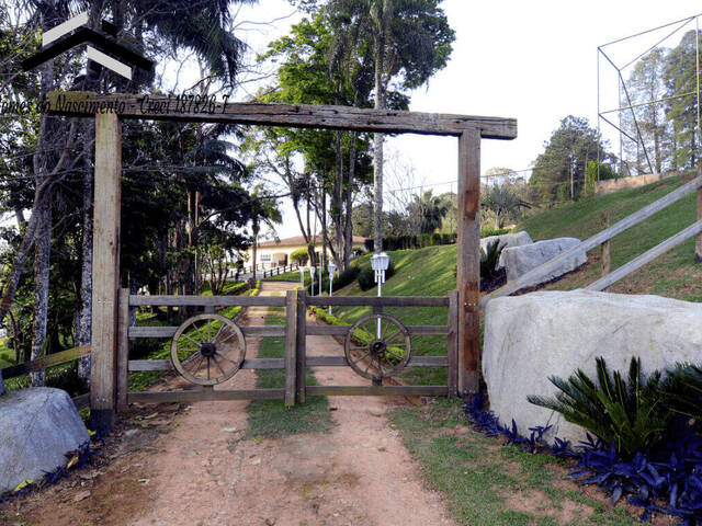 Venda em Chácara Real (Caucaia do Alto) - Cotia